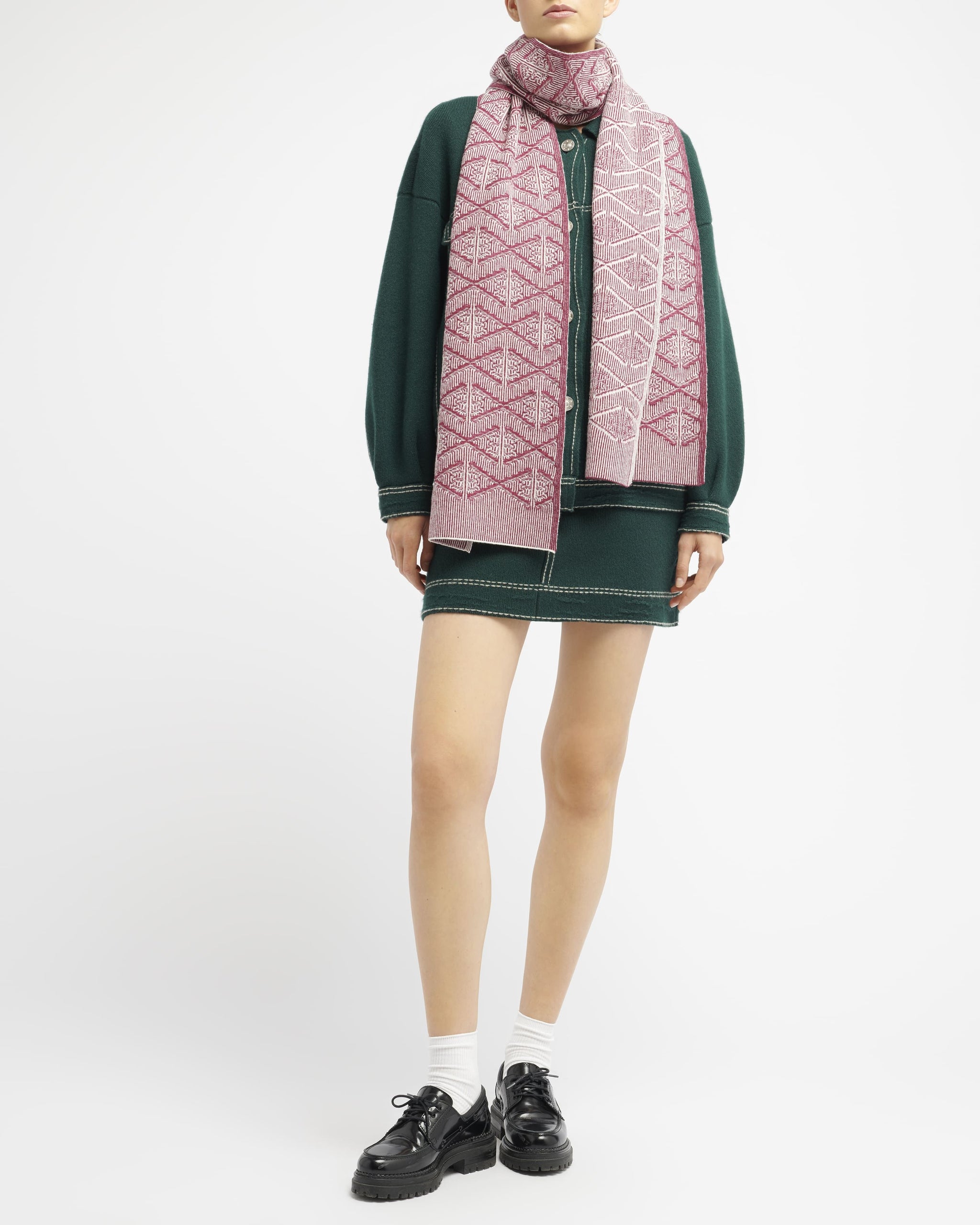 캐시미어 모노그램 모티프 스카프 | Barrie - Barrie