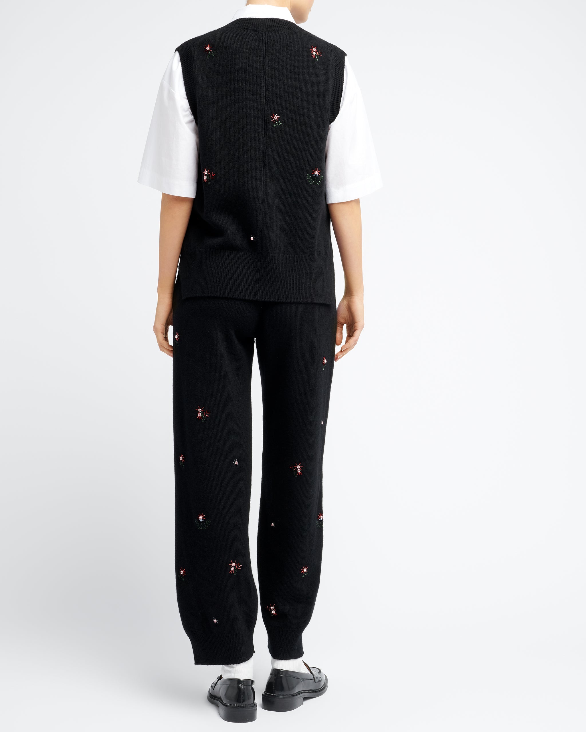 Pull iconique sans manches en cachemire brodé | Barrie - Barrie